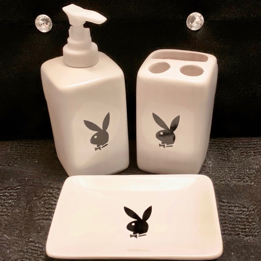 Playboy Bath Set